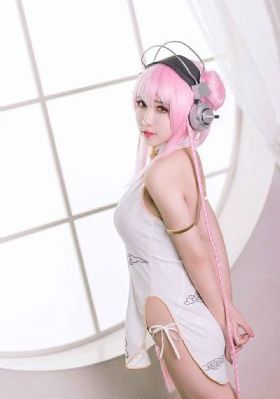 与僧侣的色欲之夜