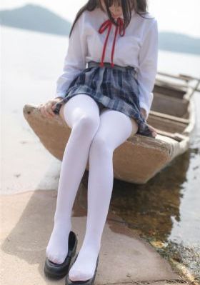 绝望主妇第一季在线看免费高清