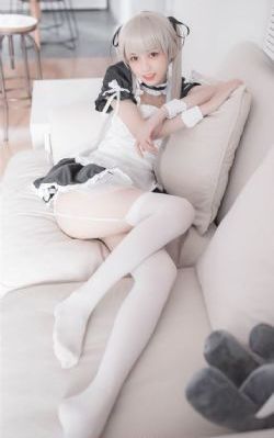 《她在丈夫面前被耍了》
